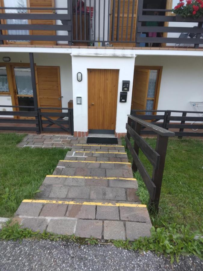 La Casa Di Grace Nella Valle Incantantata Карано Екстериор снимка