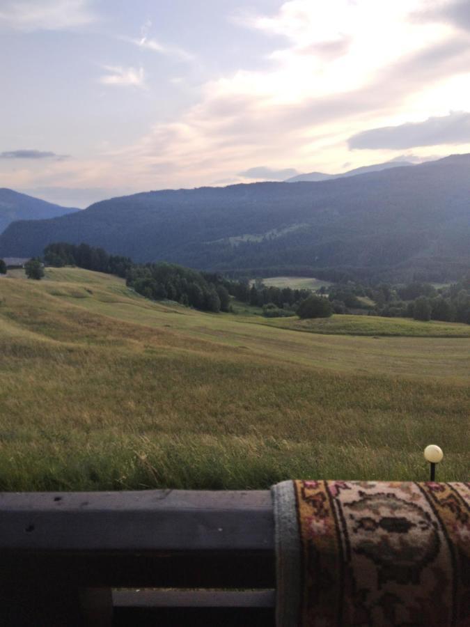 La Casa Di Grace Nella Valle Incantantata Карано Екстериор снимка